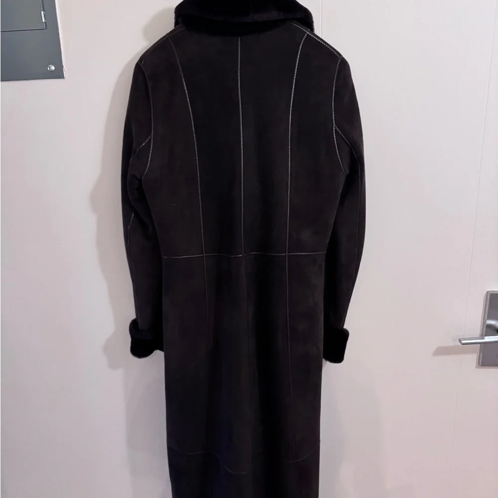 Brown Shearling Women's Coat - Picture 6 of 6
